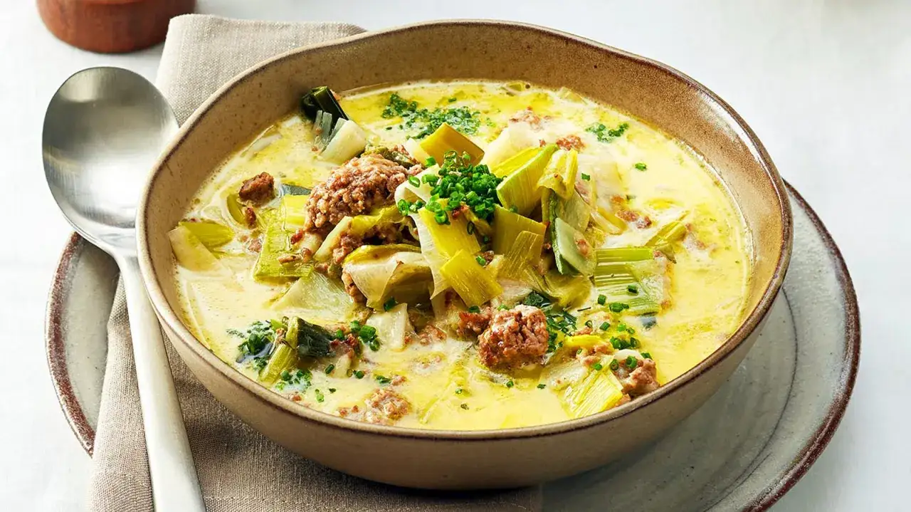 Käse-Lauch-Hack-Suppe: Mein gelingsicheres Rezept in 40 Min.