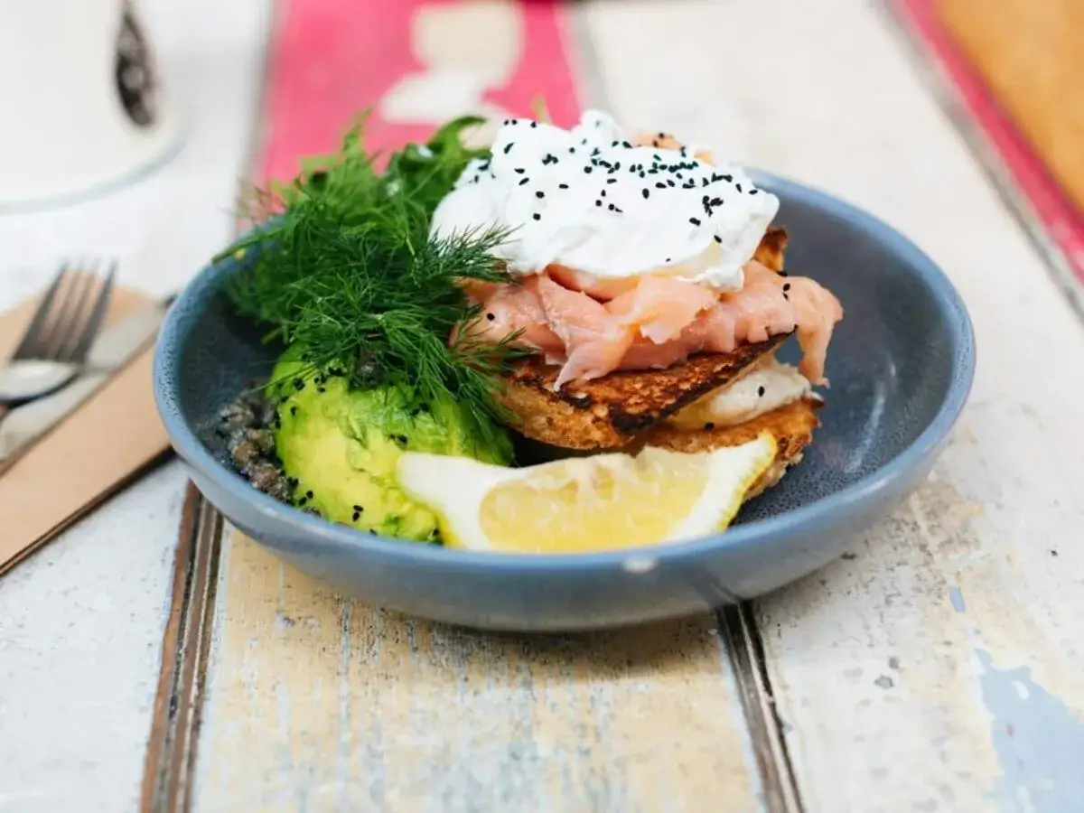 Gdzie zjeść w Łodzi? TOP miejsca na każdą okazję i budżet