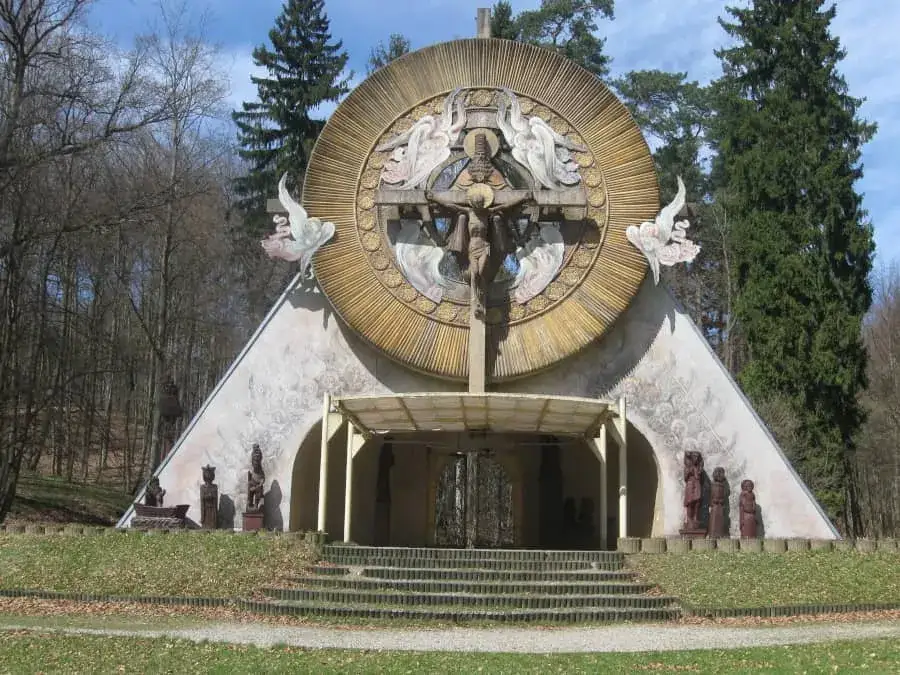 Sanktuarium Matemblewo: Historia, znaczenie i wydarzenia w Gdańsku