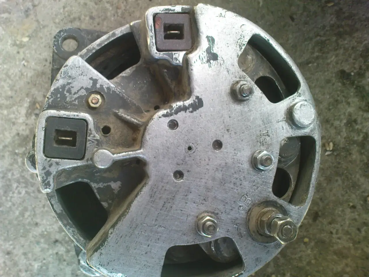 Jak podłączyć alternator w Ursus C 385 – krok po kroku bez błędów