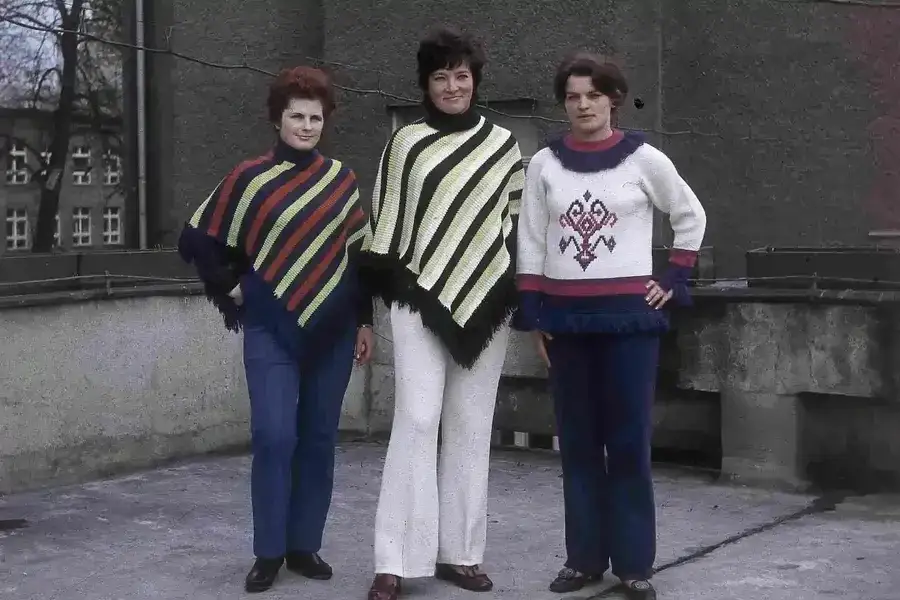 Jak stworzyć strój w stylu PRL? Przewodnik po modzie minionej epoki