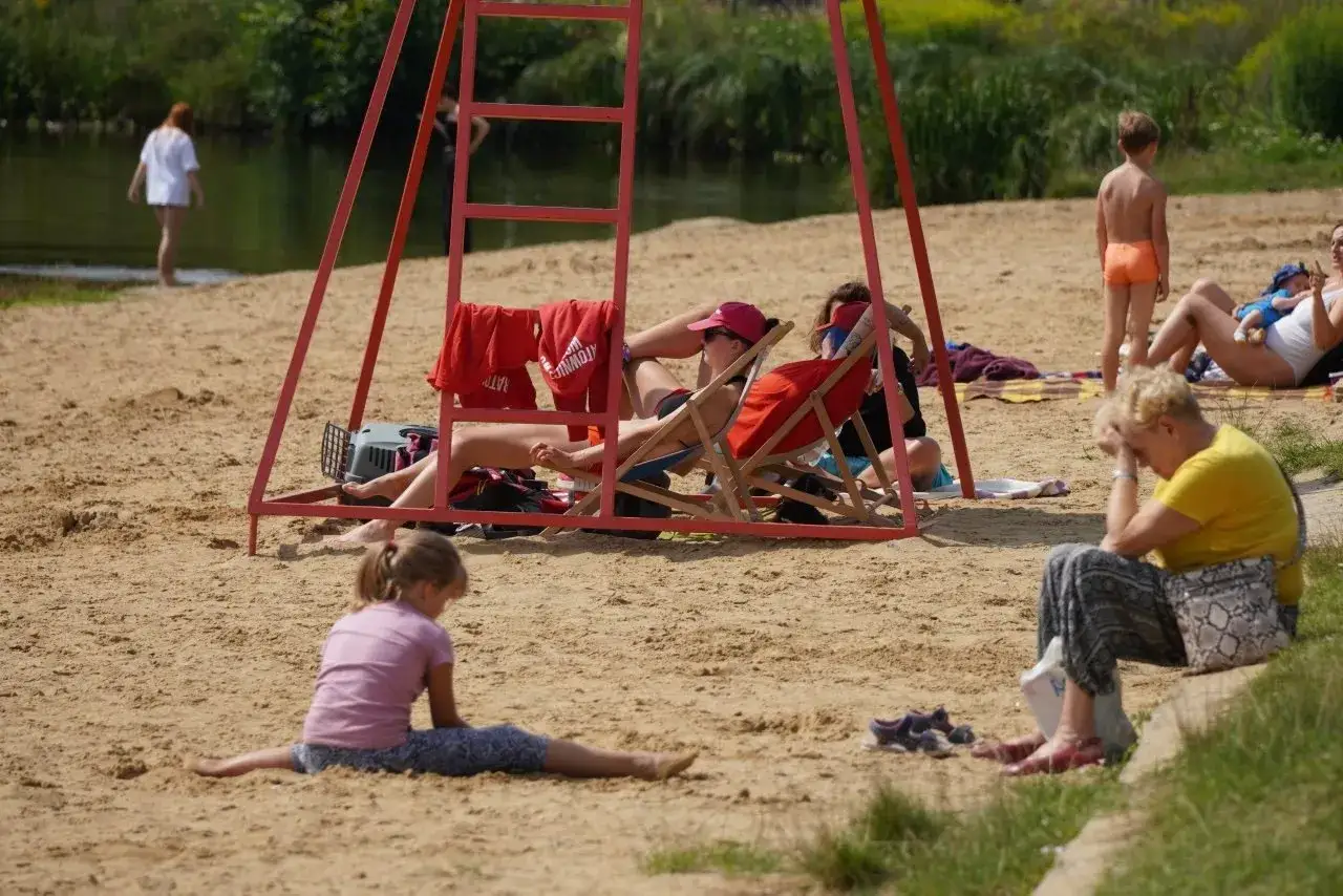 Stawy Jana w Łodzi: Pełny przewodnik po atrakcjach i relaksie