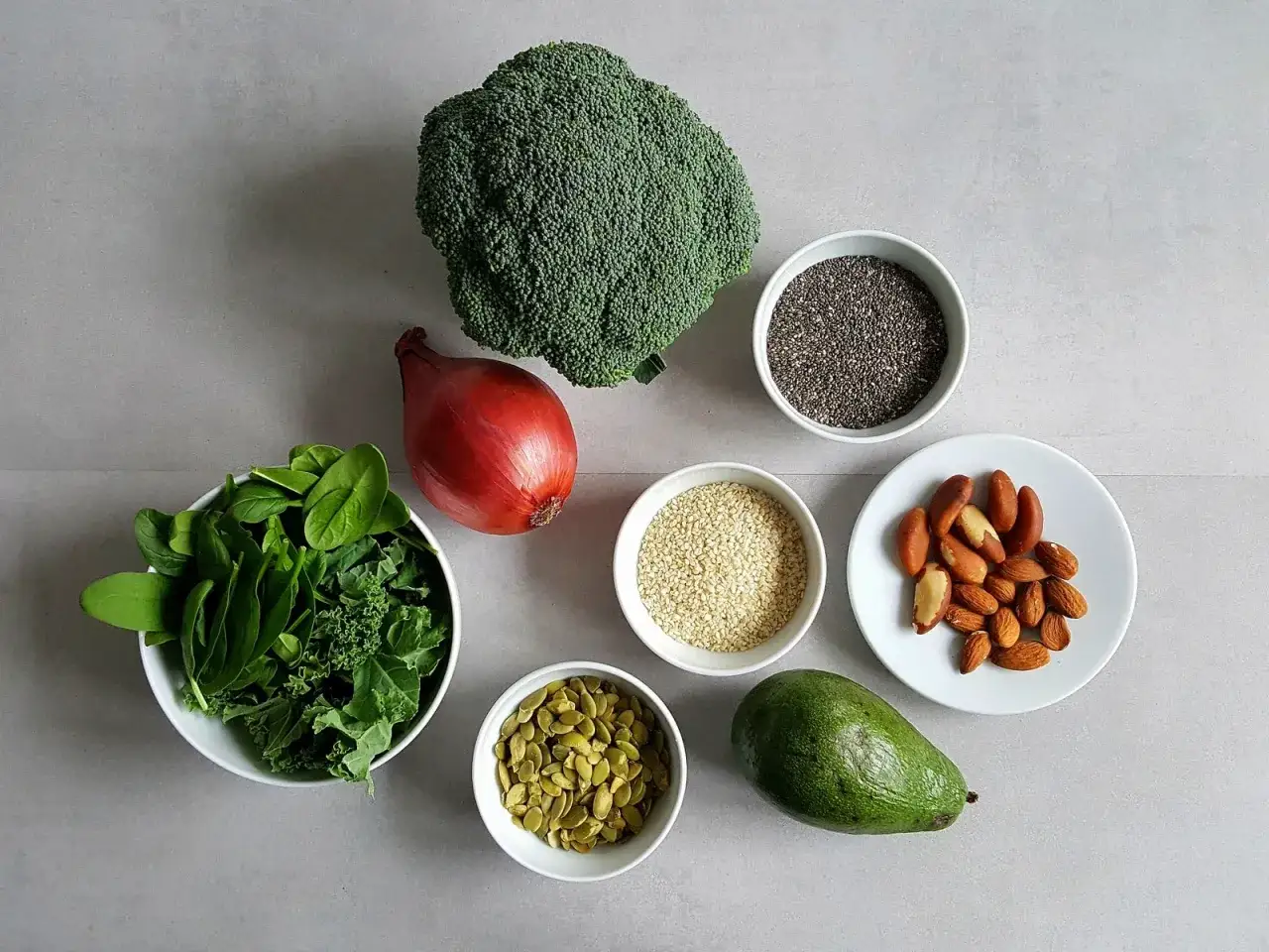 Skąd wapń na diecie wegańskiej? Odkryj najlepsze roślinne źródła
