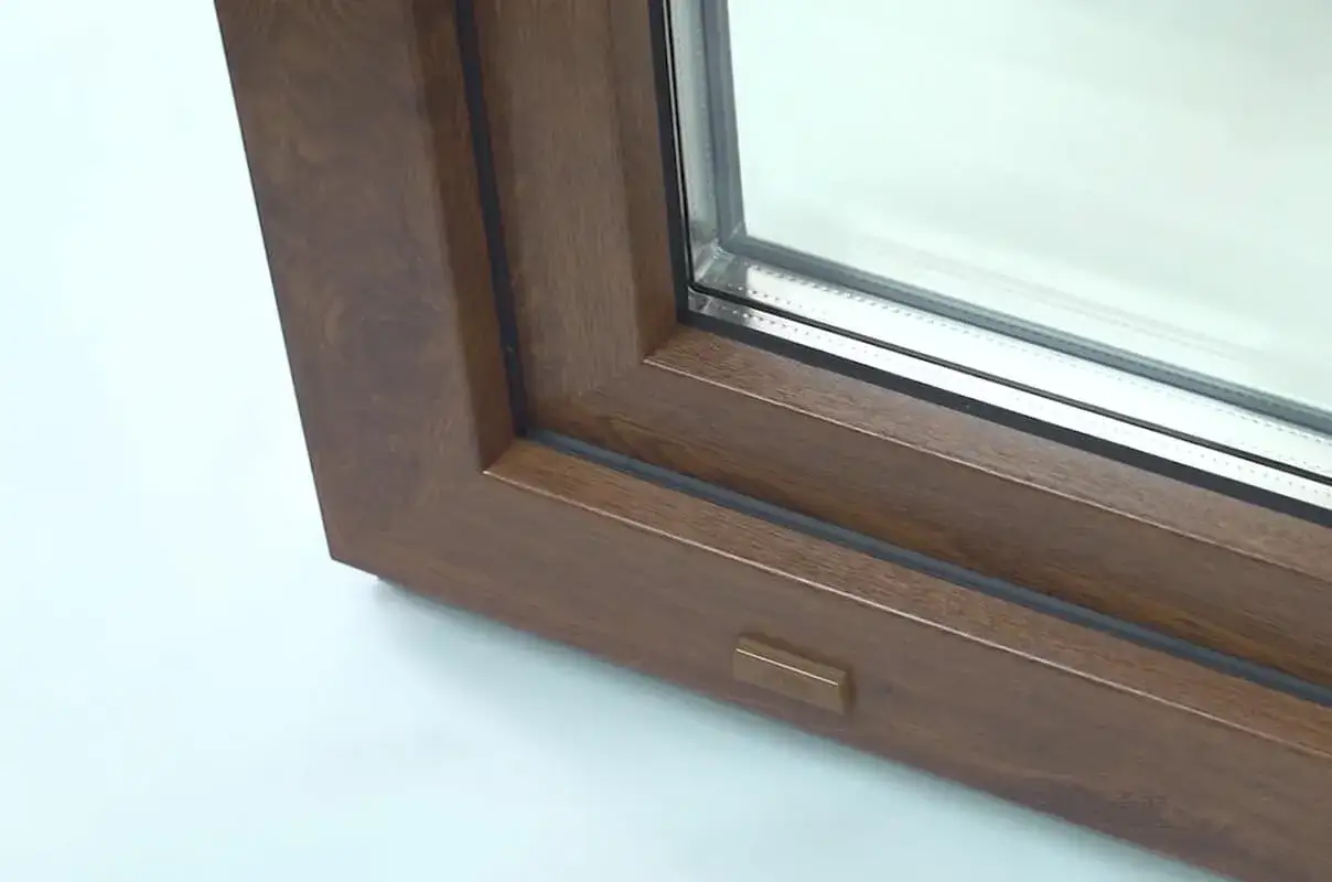 Czy silny wiatr może wyrwać okna? Sprawdź, jak się zabezpieczyć