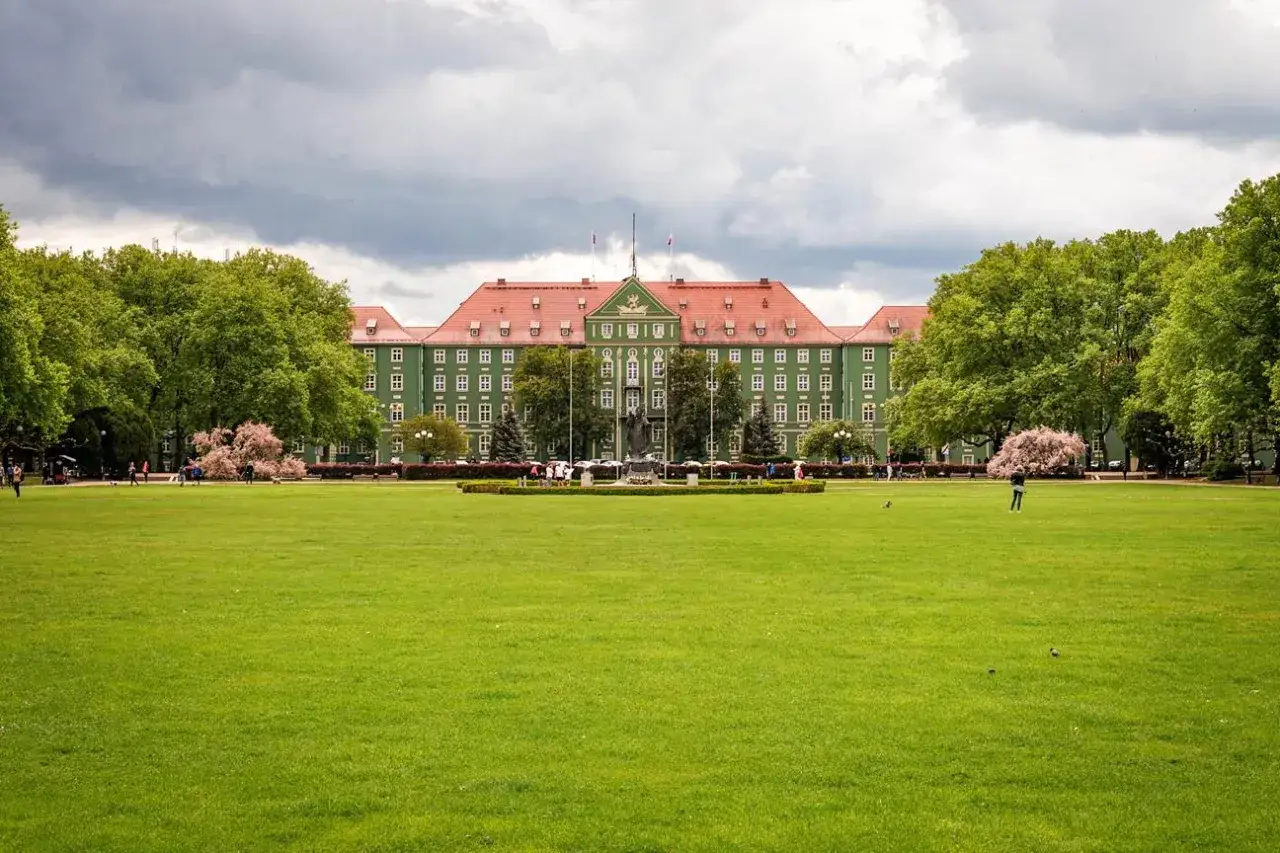 Z czego słynie Szczecin? Odkryj morskie serce i zielony ogród!