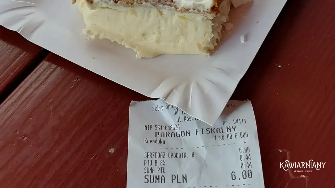 Wadowice: Gdzie zjeść? Odkryj kultowe kremówki i restauracje!