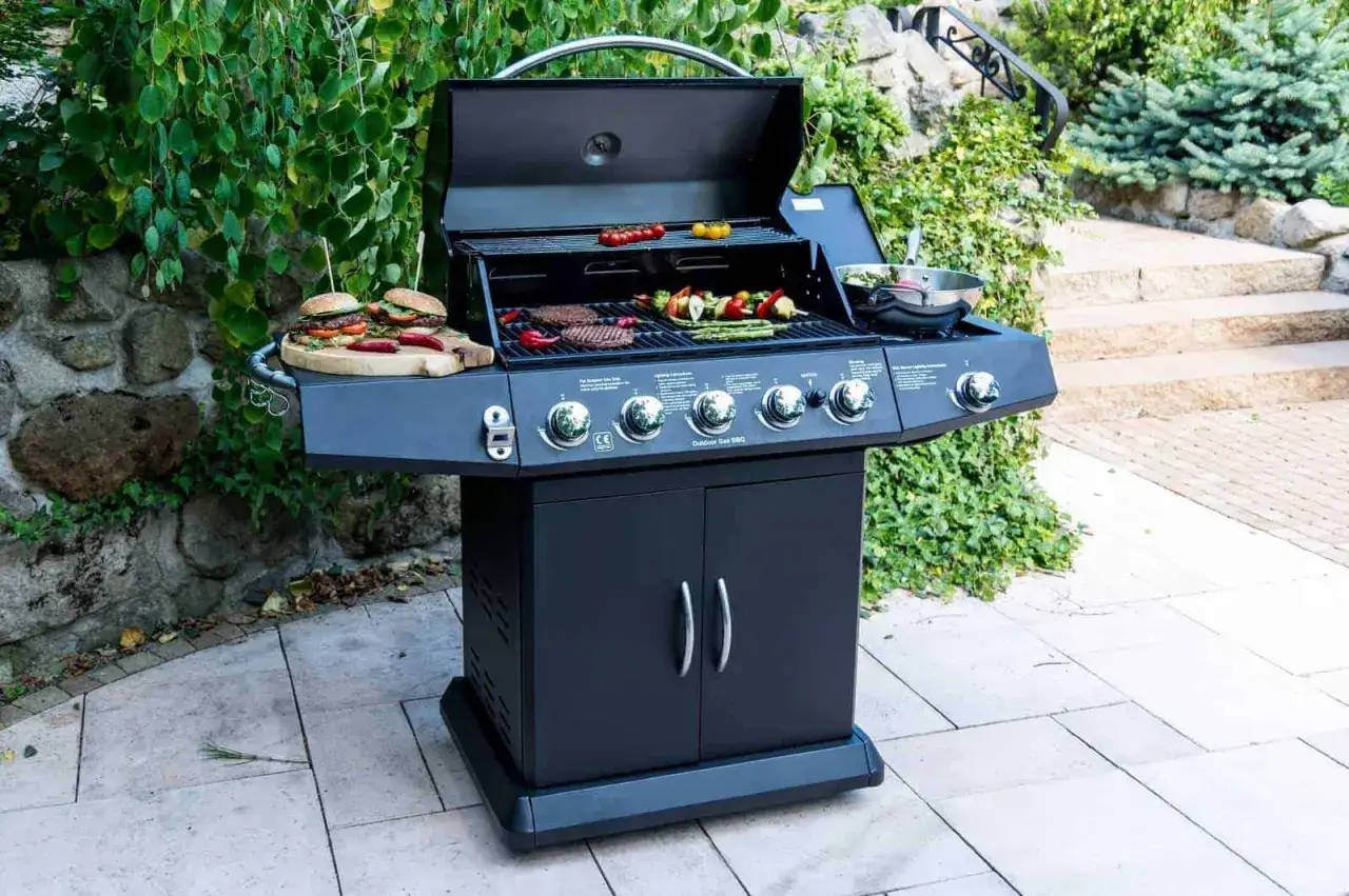 Tanie grille ogrodowe: Wybierz najlepsze modele i oszczędzaj na grillowaniu