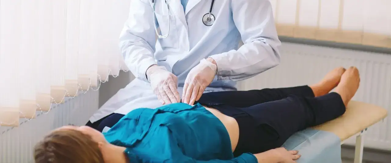 Gastrolog: Kiedy iść, jakie choroby leczy? Pełny przewodnik