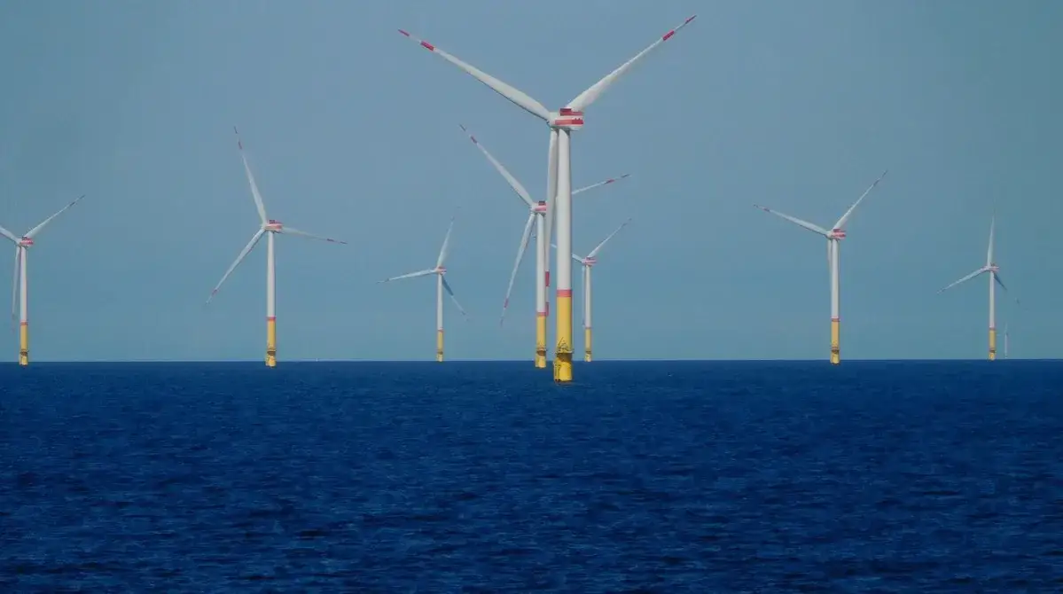 Ile zarabia monter turbin wiatrowych? Zaskakujące fakty o wynagrodzeniach