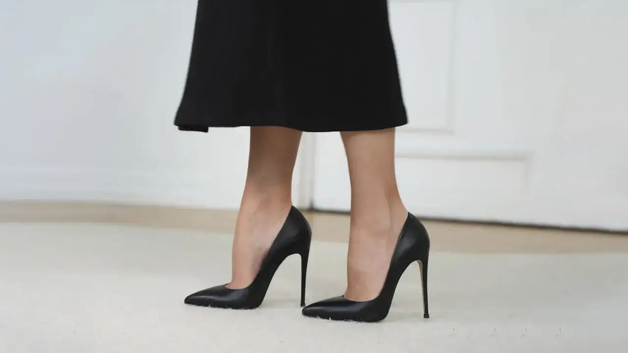 Magdalena Ziółkowska: Jak ładnie chodzić na obcasach bez bólu.