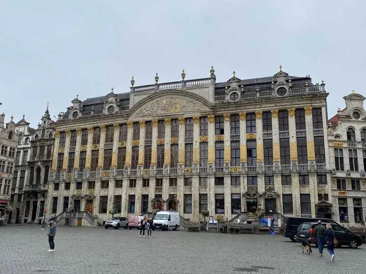 Bruksela: Przewodnik po sercu Europy co musisz wiedzieć?