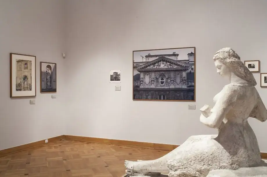 Rzeźba architektoniczna: Klucz do zrozumienia sztuki i przestrzeni