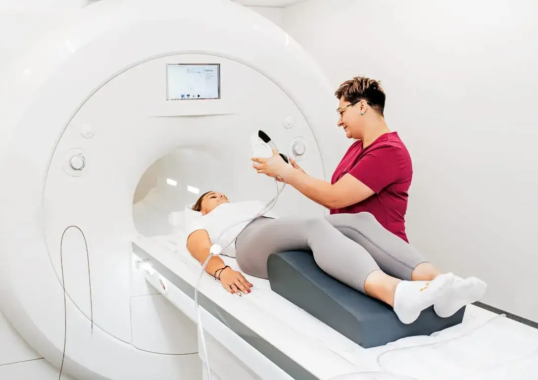 Ile trwa badanie spektroskopii? Poznaj czas trwania i czynniki wpływające