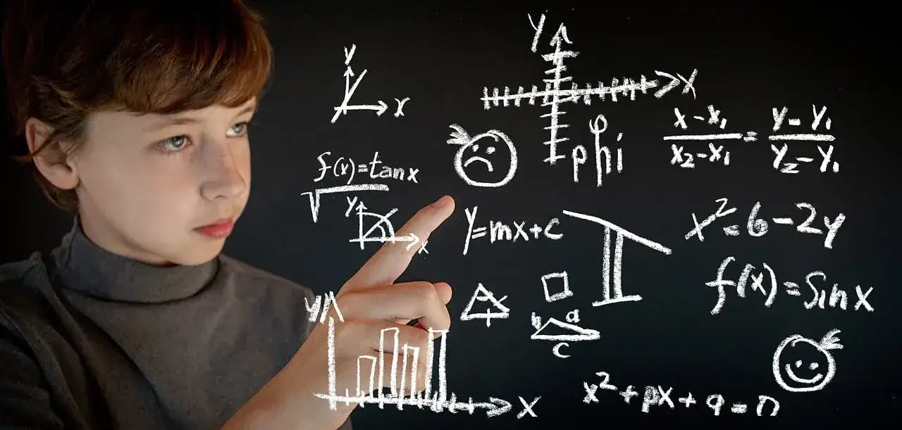 Co dalej z reformą oświaty? Kluczowe zmiany i ich wpływ na uczniów