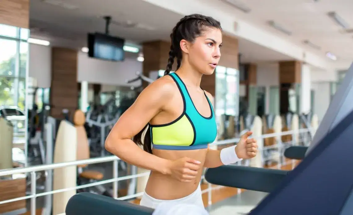 Jak oddychać podczas biegania? Sekret lekkości i wydajności