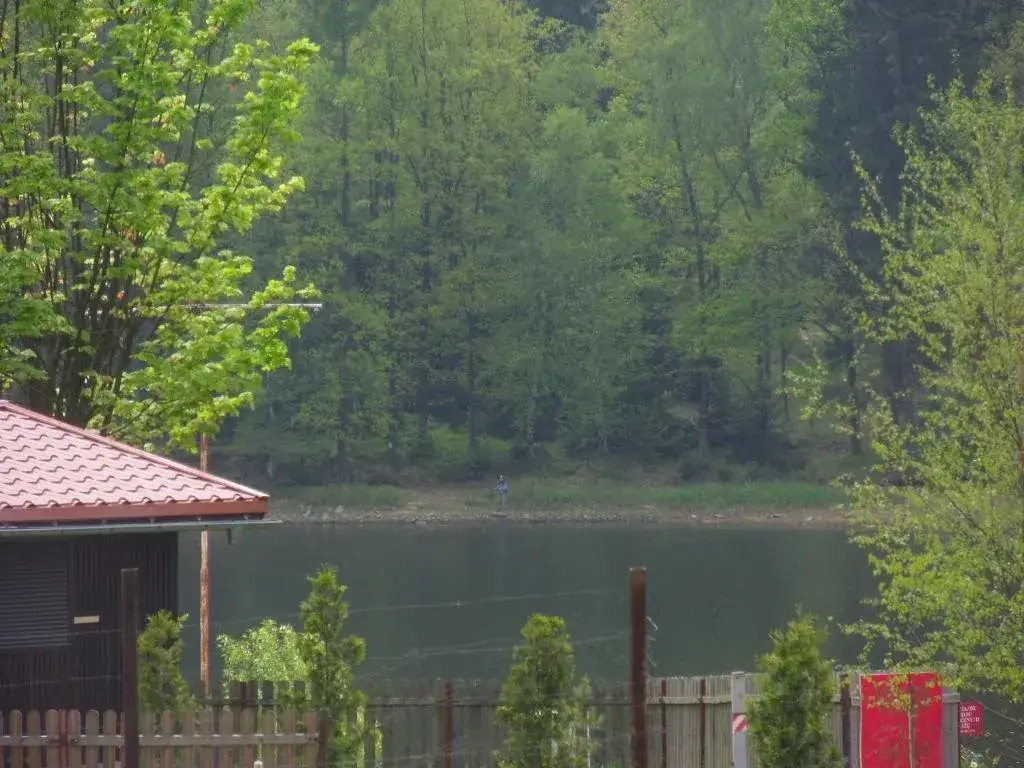 Karłowice i Jezioro Złotnickie: najlepsze atrakcje i noclegi w okolicy