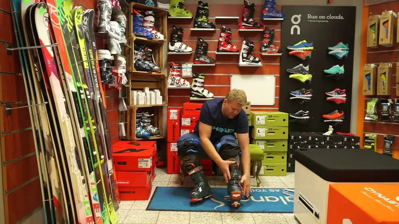 Jak zakładać spodnie narciarskie na buty, aby uniknąć problemów?