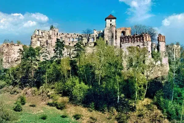 Zamek Tenczyn atrakcje, które zaskoczą każdego odwiedzającego