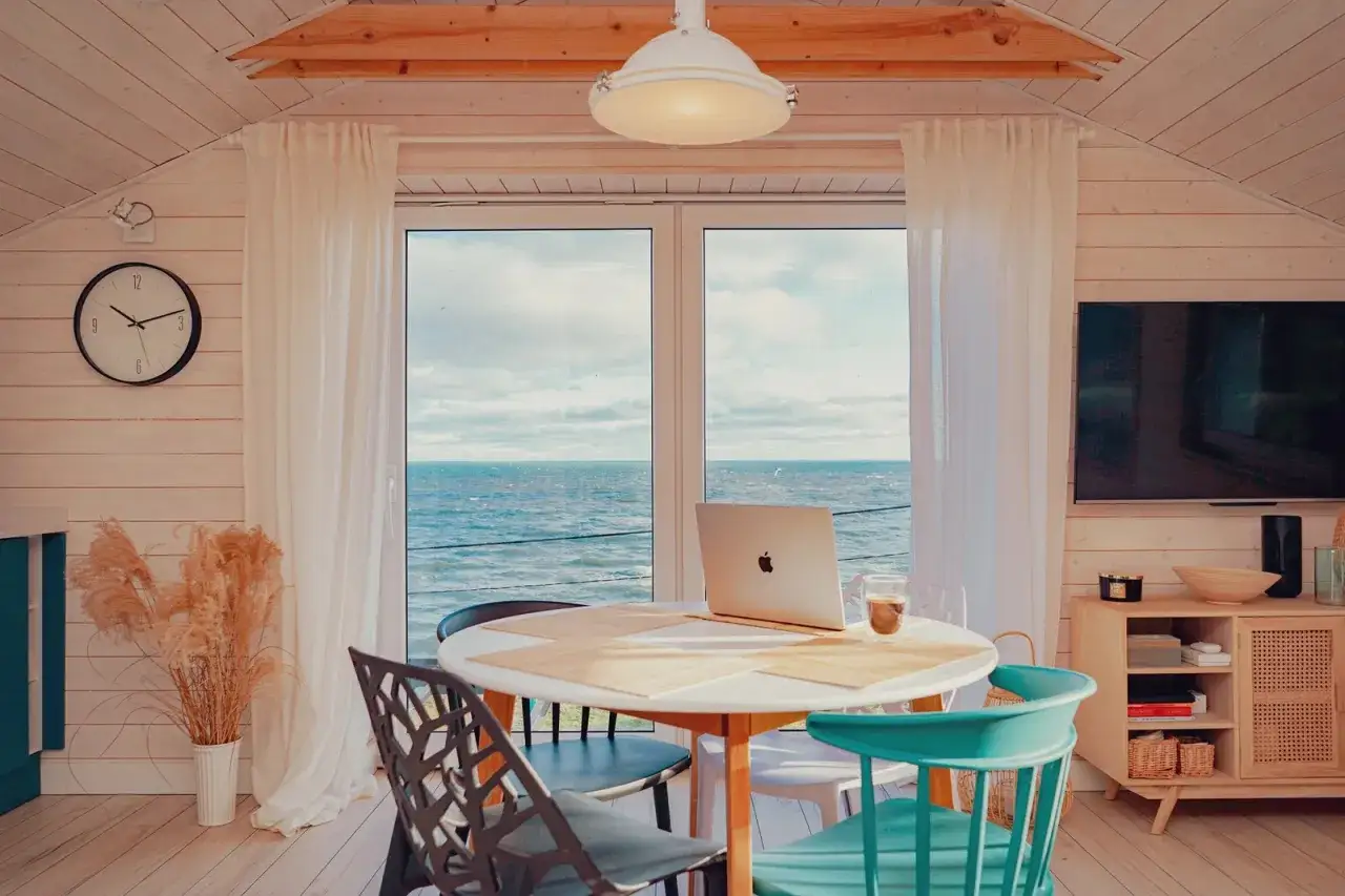 Mechelinki: Gdzie zjeść najlepiej? Świeża ryba i widoki!