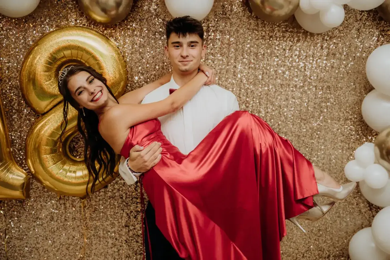 Fotograf na 18. urodziny: Realne ceny i jak wybrać mądrze?