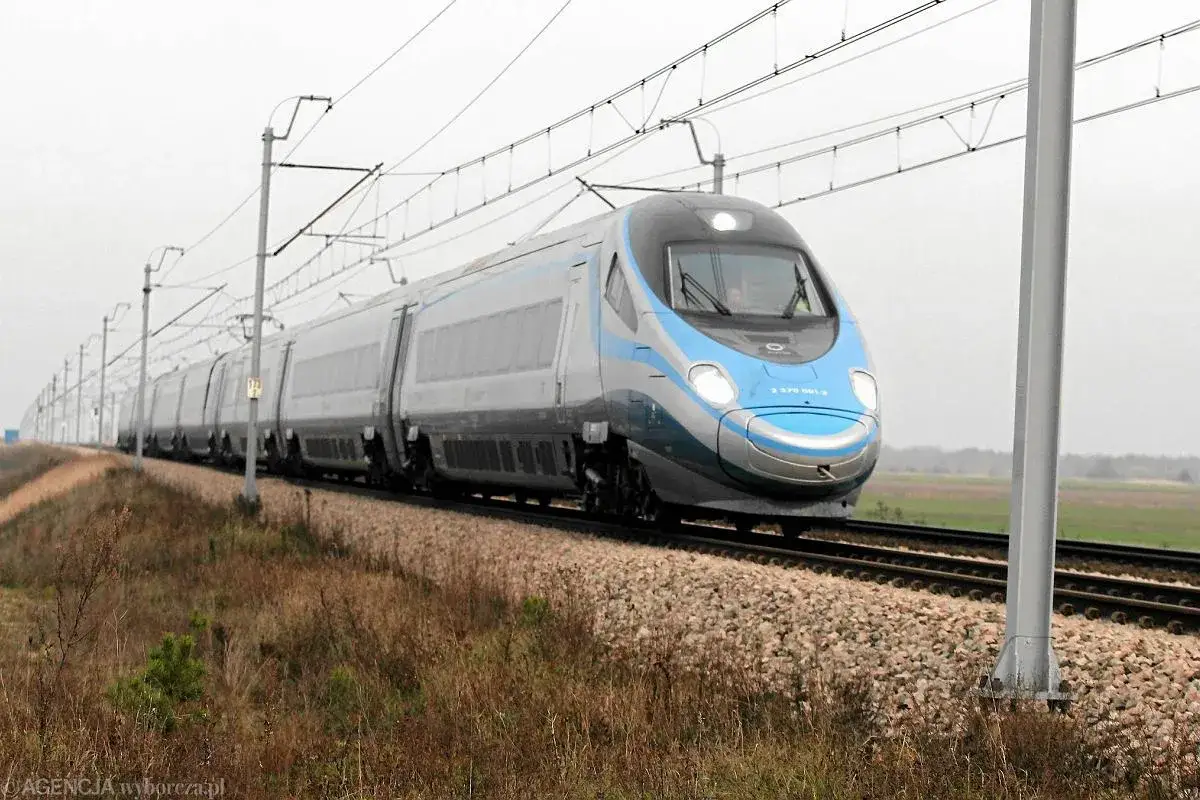 Gdzie zatrzymuje się Pendolino? Pełna lista stacji i wskazówki!