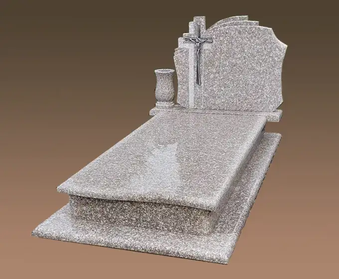 Ile kosztuje pomniki na cmentarz? Ceny i wzory, które zaskakują