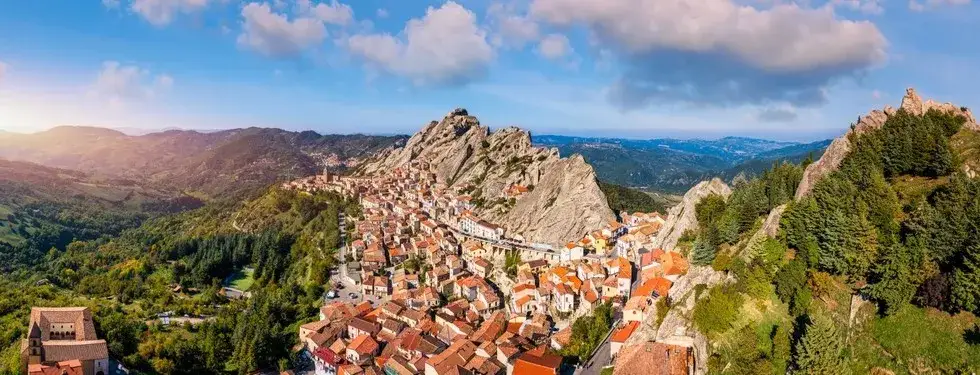 Jakie góry są we Włoszech? Odkryj niezwykłe pasma i szczyty