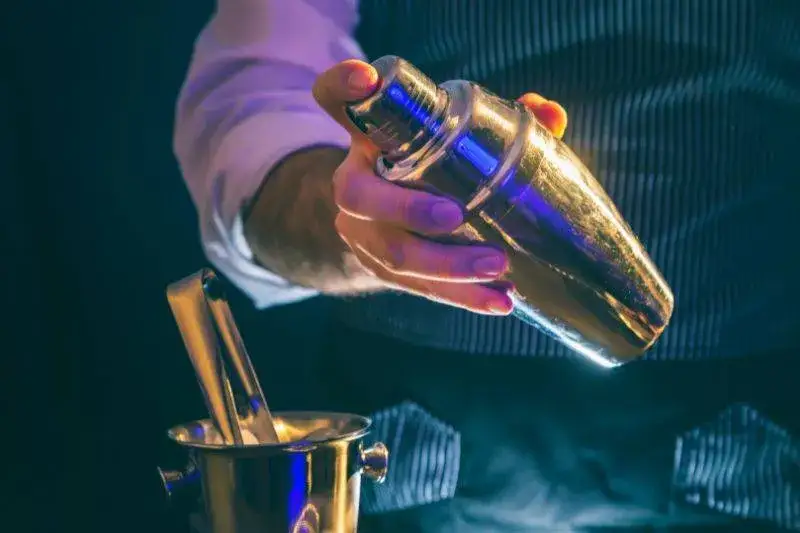 Gdzie kupić shaker do drinków? Sprawdź najlepsze oferty i porady