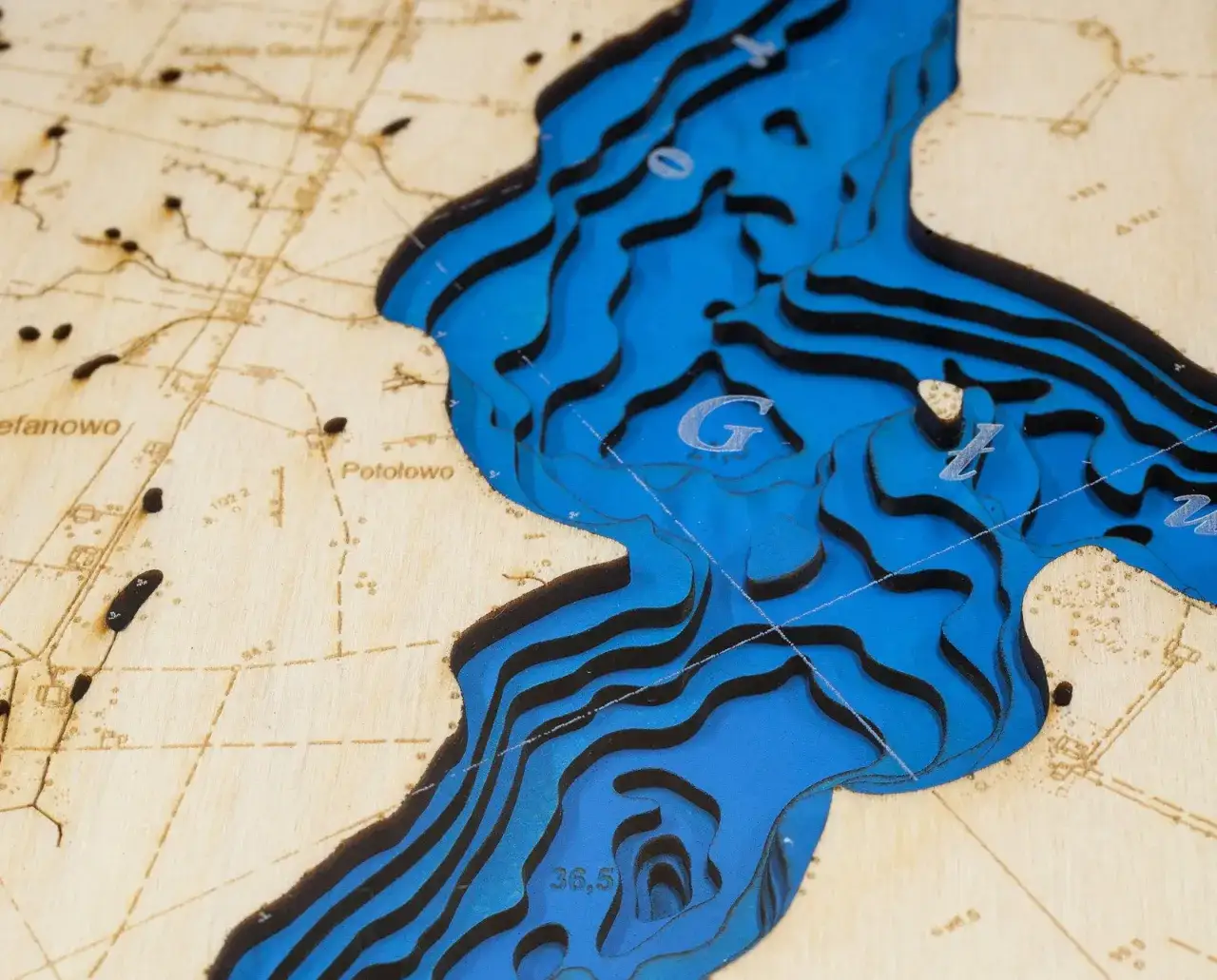 Jezioro Głuszyńskie: Tajemnice, które zaskoczą każdego miłośnika przyrody