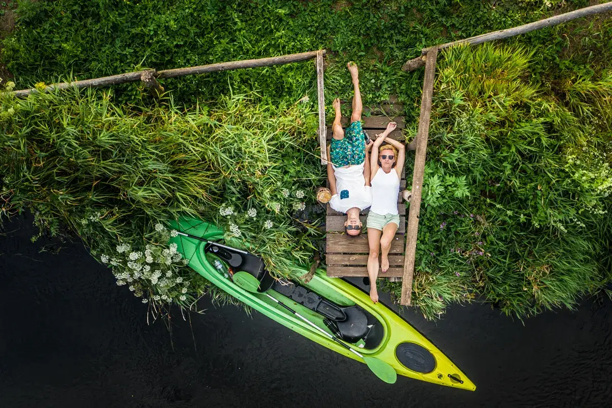Spływ kajakowy Kwisa: najlepsze trasy i porady dla początkujących