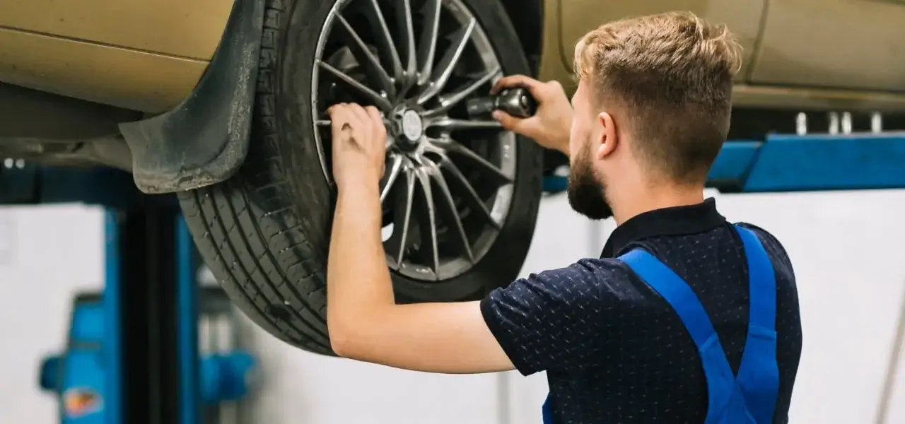 Jaką siłą dokręcać felgi aluminiowe, by uniknąć niebezpieczeństwa?