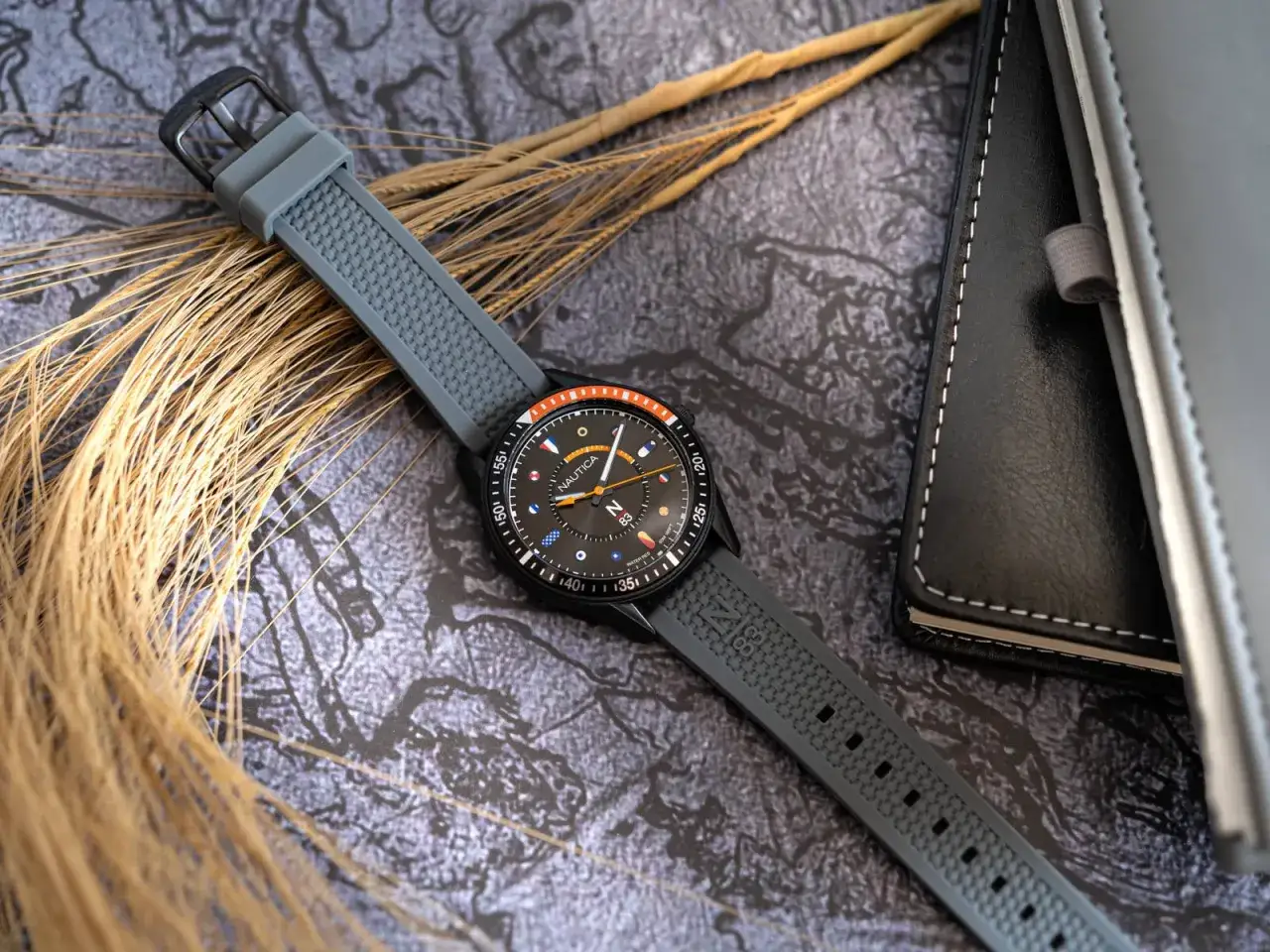 Nautica: Co to za firma? Styl, zegarki, jakość i gdzie kupić w Polsce