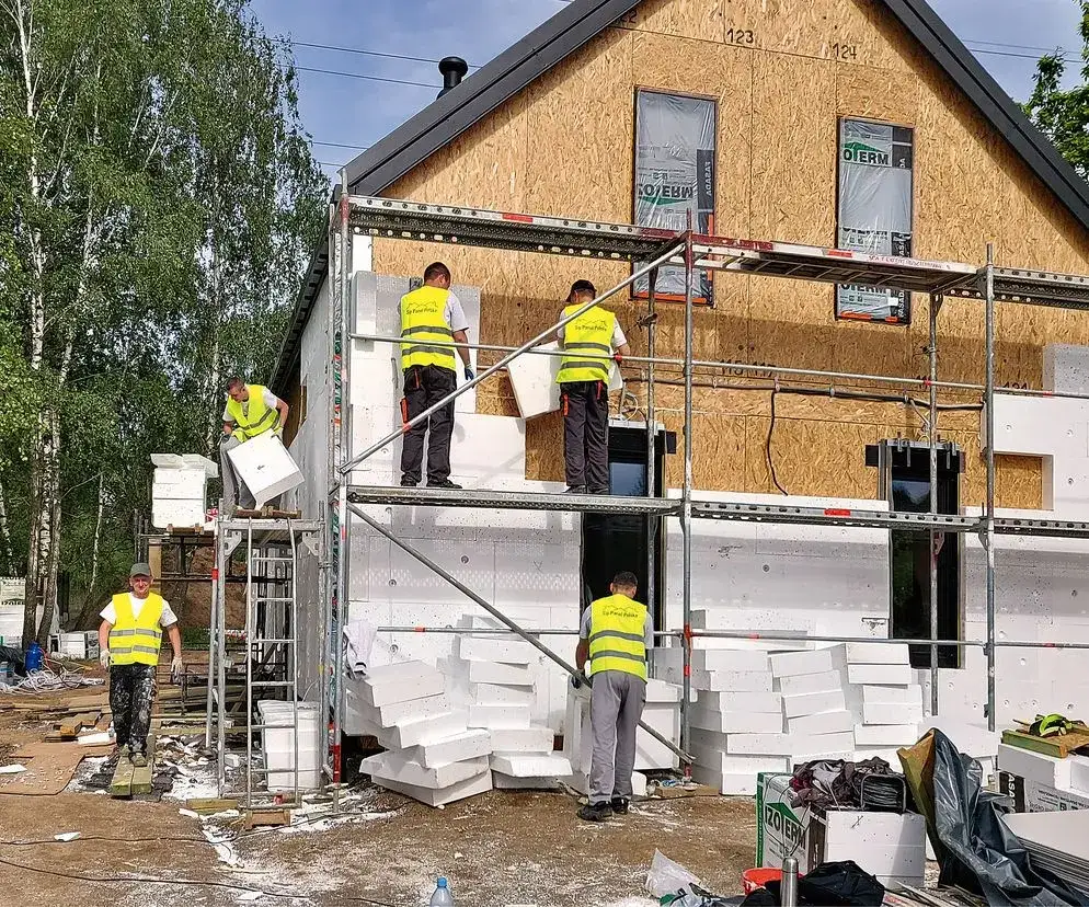 Dom szkieletowy: styropian czy wełna - co wybrać dla lepszej izolacji?