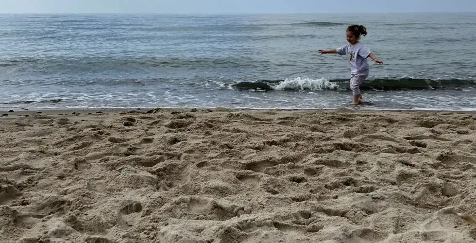 Czy można się kąpać w morzu? Sprawdź aktualne zagrożenia i zalecenia