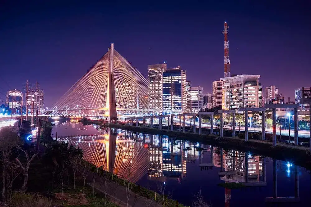 Odkryj São Paulo: Atrakcje, kulinarne sekrety i porady eksperta