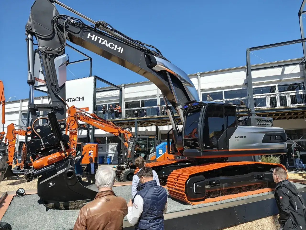 Ile kosztuje koparka? Pełny przewodnik po kosztach i opcjach 2026