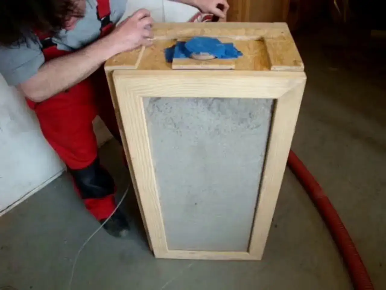 Jak zrobić maszynę do wdmuchiwania styropianu - prosta konstrukcja krok po kroku