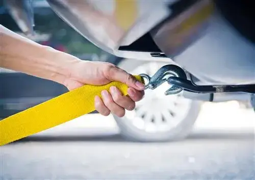 Holowanie pojazdu jakie światła - uniknij niebezpieczeństwa na drodze