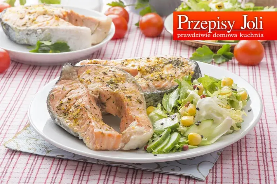 Surówka do łososia: Klasyczne i nowoczesne przepisy