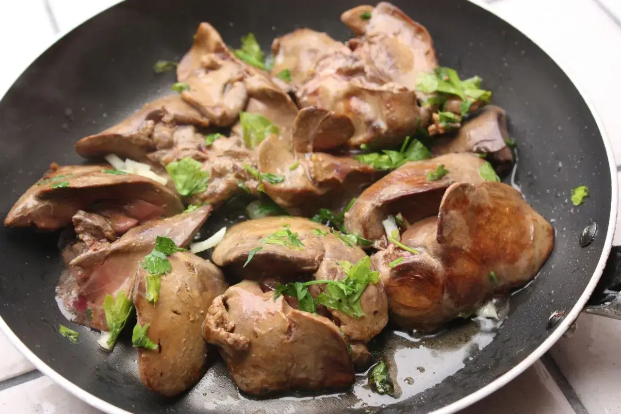 Wątróbka ile białka? Odkryj jej wartości odżywcze i korzyści zdrowotne