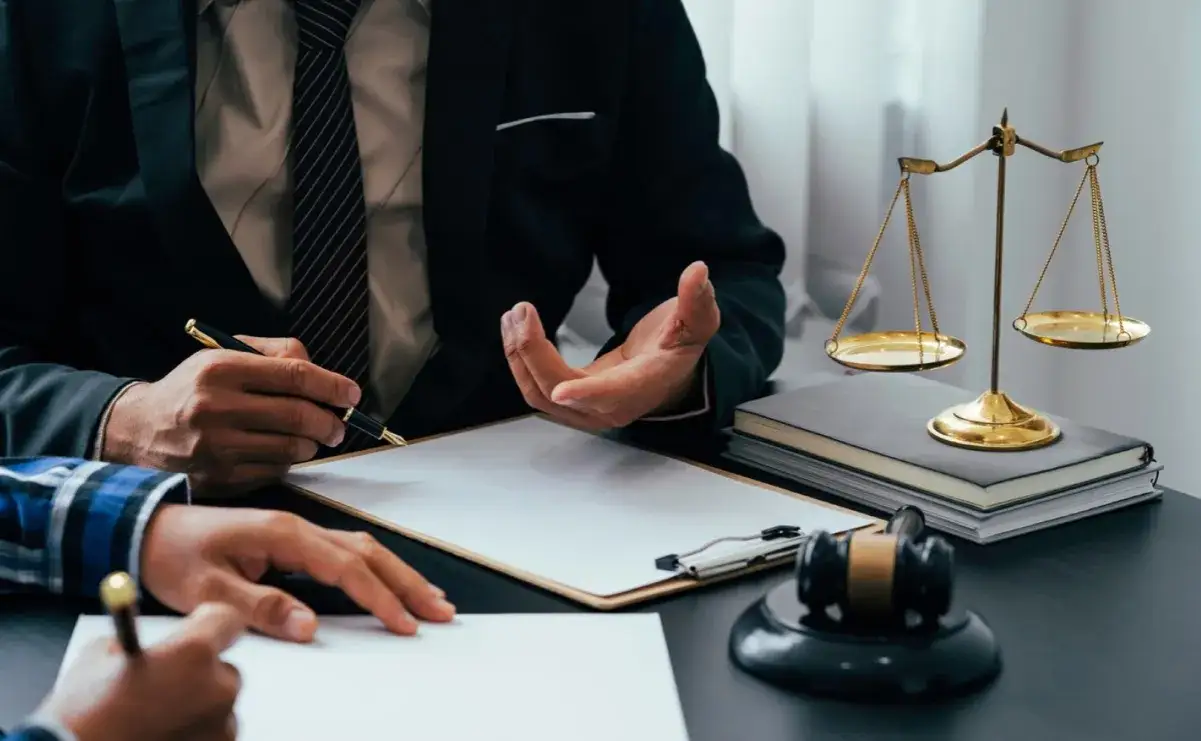 Kto to jest radca prawny i jak może pomóc w Twoich sprawach?