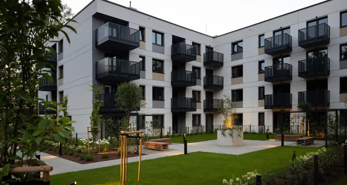 Jak obliczyć kubaturę budynku? Kluczowe różnice między brutto a netto