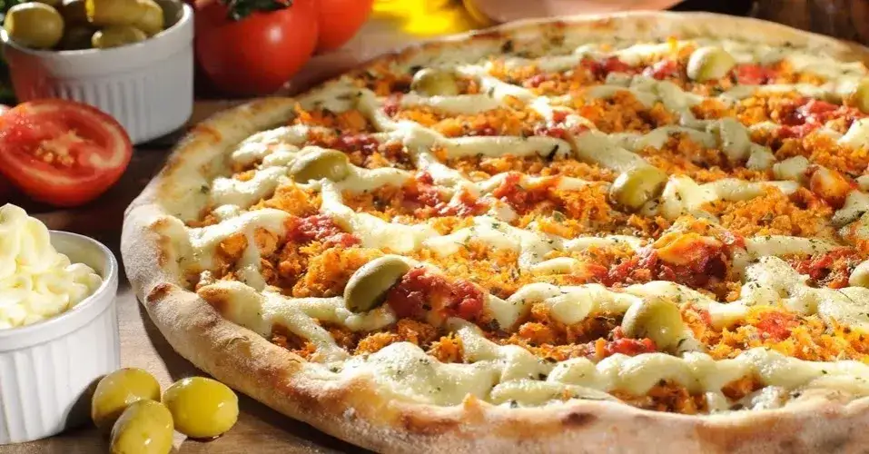 Pizza gourmet co to - poznaj wyjątkowe smaki i składniki tej pizzy