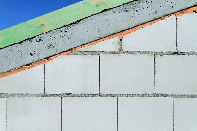 Najlepsza zaprawa do bloczków fundamentowych. Unikaj kosztownych błędów!