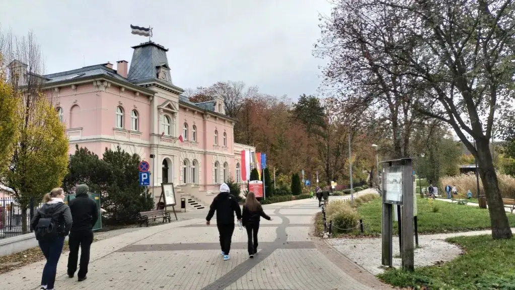 Atrakcje Trzebnica: Odkryj ukryte skarby i rodzinne przygody