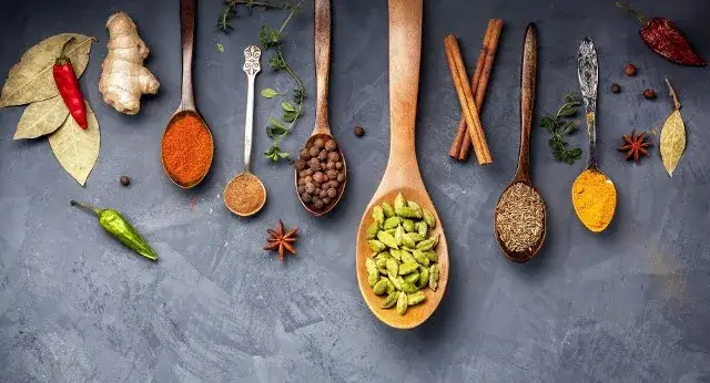 Przyprawa jak kwiat: odkryj niezwykłe smaki i zdrowotne korzyści