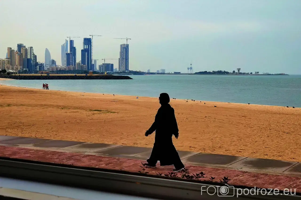 Kuwejt: Bezpieczeństwo. Kluczowe zasady dla spokojnej podróży.