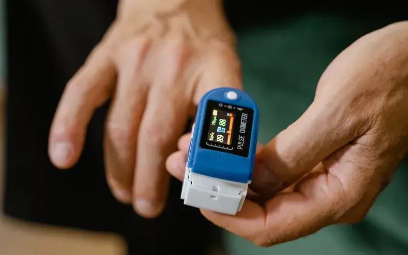 Jak zmierzyć puls? Praktyczny przewodnik i interpretacja wyników