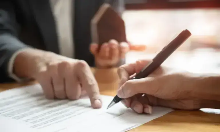 Umowa cywilno prawna co to? Kluczowe informacje i pułapki, które warto znać