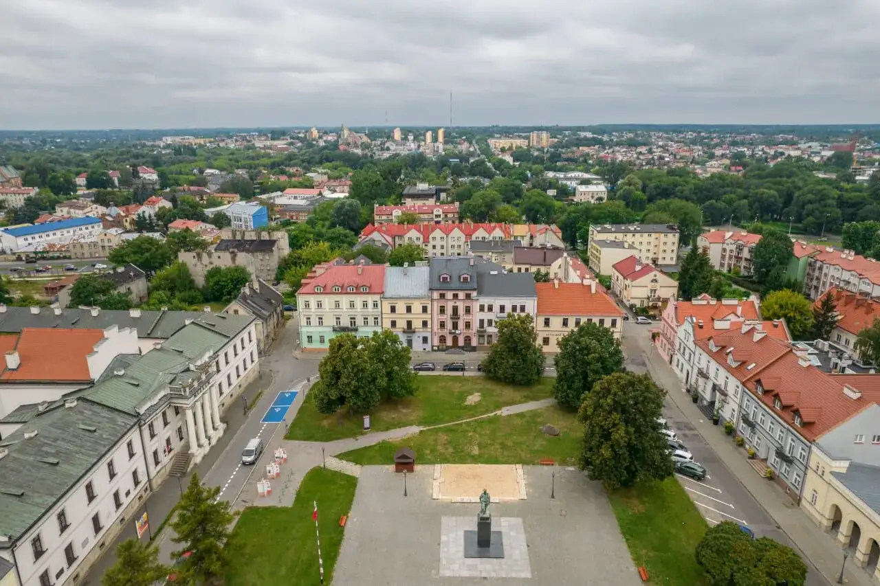 Radom: Odkryj miasto, które Cię zaskoczy! Przewodnik po atrakcjach.